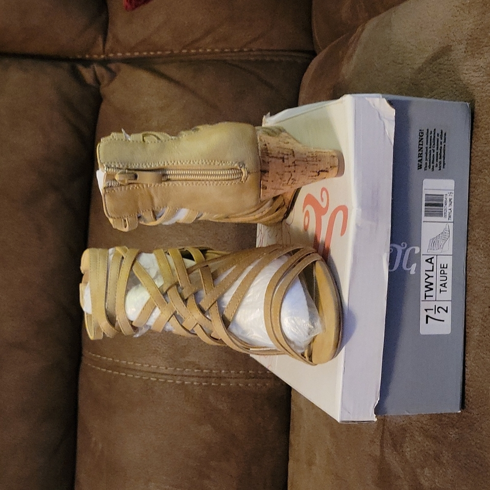 Wedge Sandles 7.5
